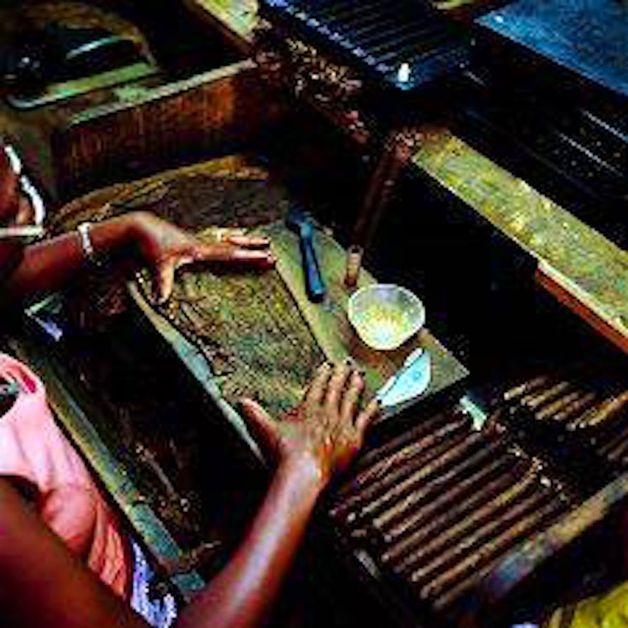 A Gentle Touch: Hand-Rolling Cigars