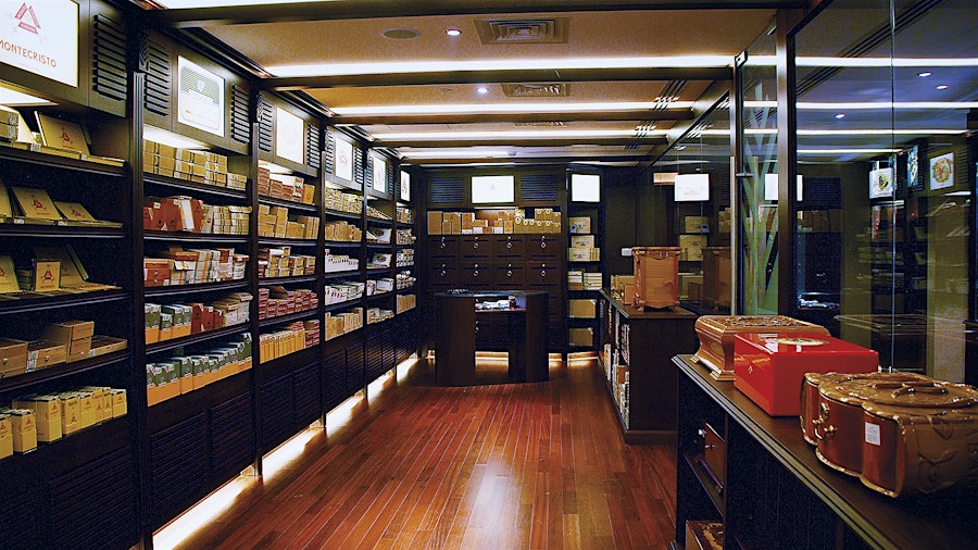The World of Cuban Cigars