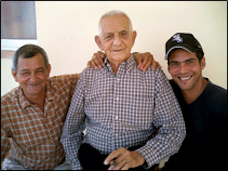 Cuba's Cigar Legend, Alejandro Robaina
