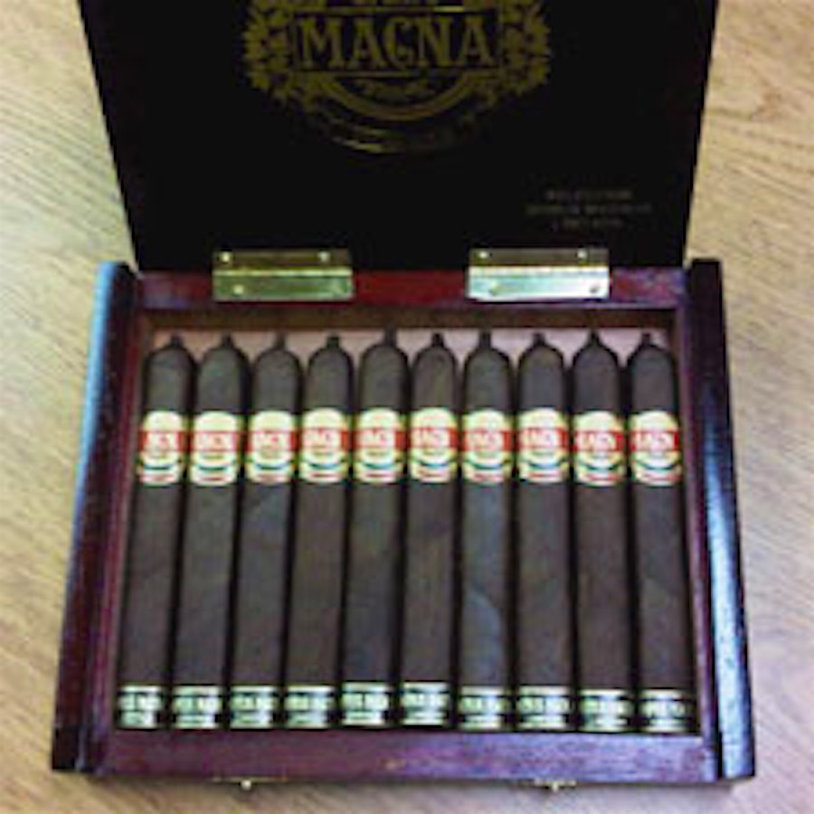 Quesada to Debut Limited Edition Casa Magna