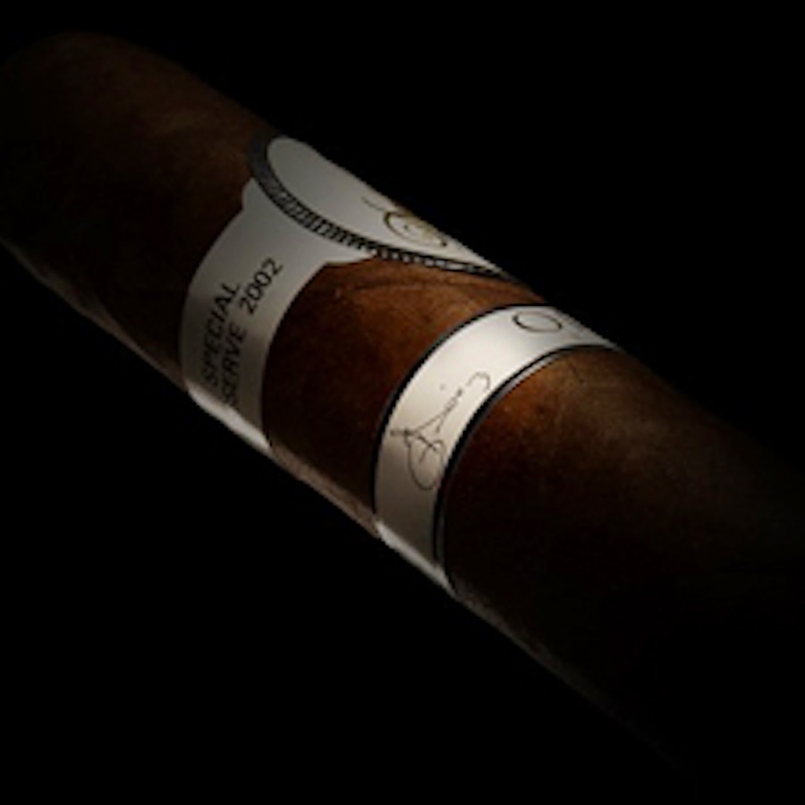 First Vintage Smoke From Davidoff