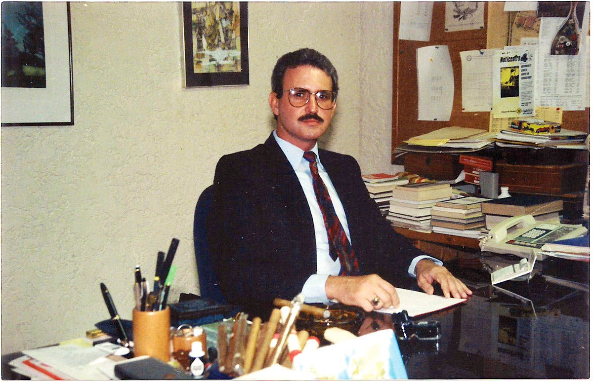 José Seijas, some 25 years ago, at work in La Romana.
