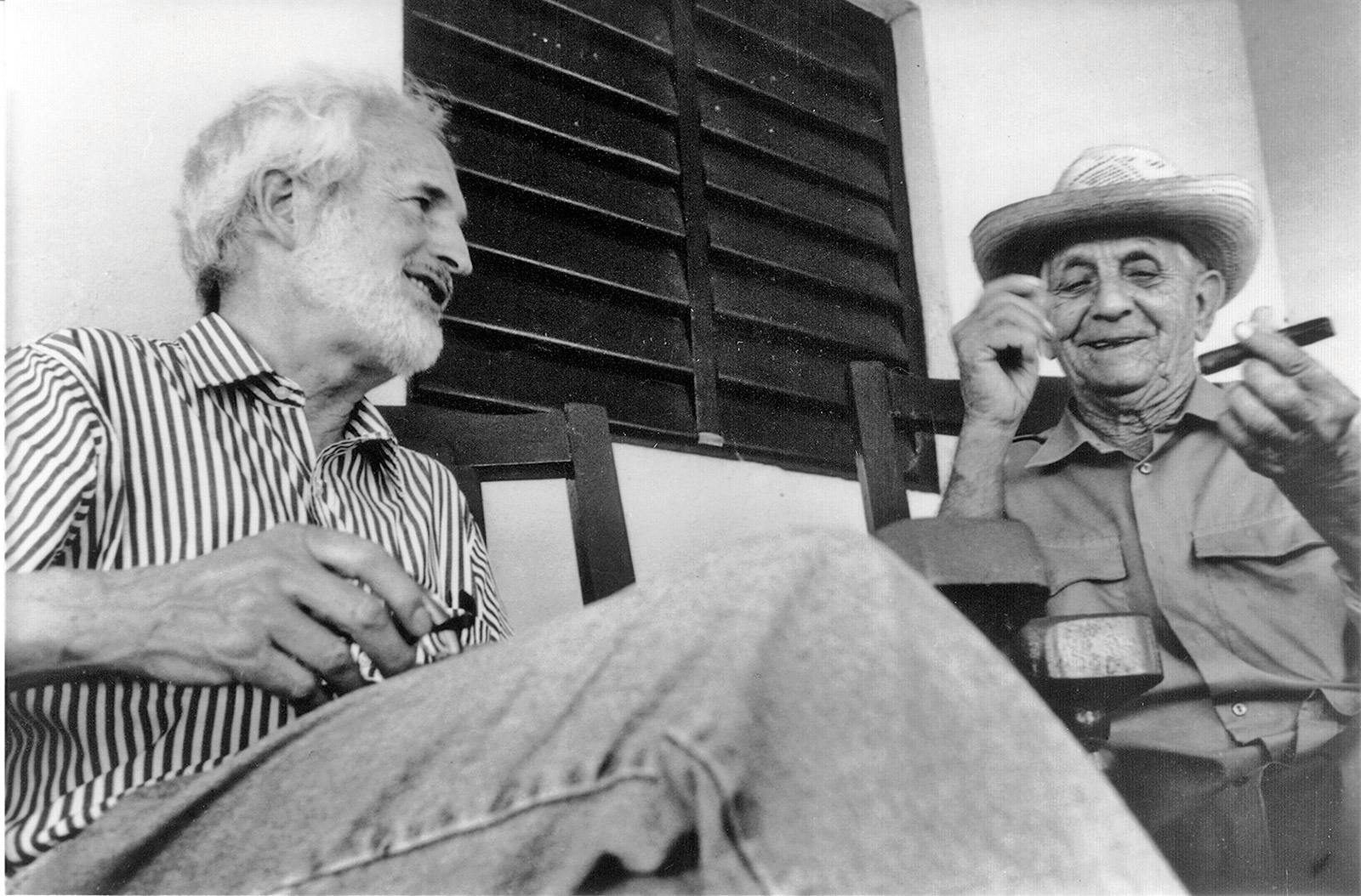 Villiger with legendary grower Alejandro Robaina on the porch of his Cuban farmhouse.