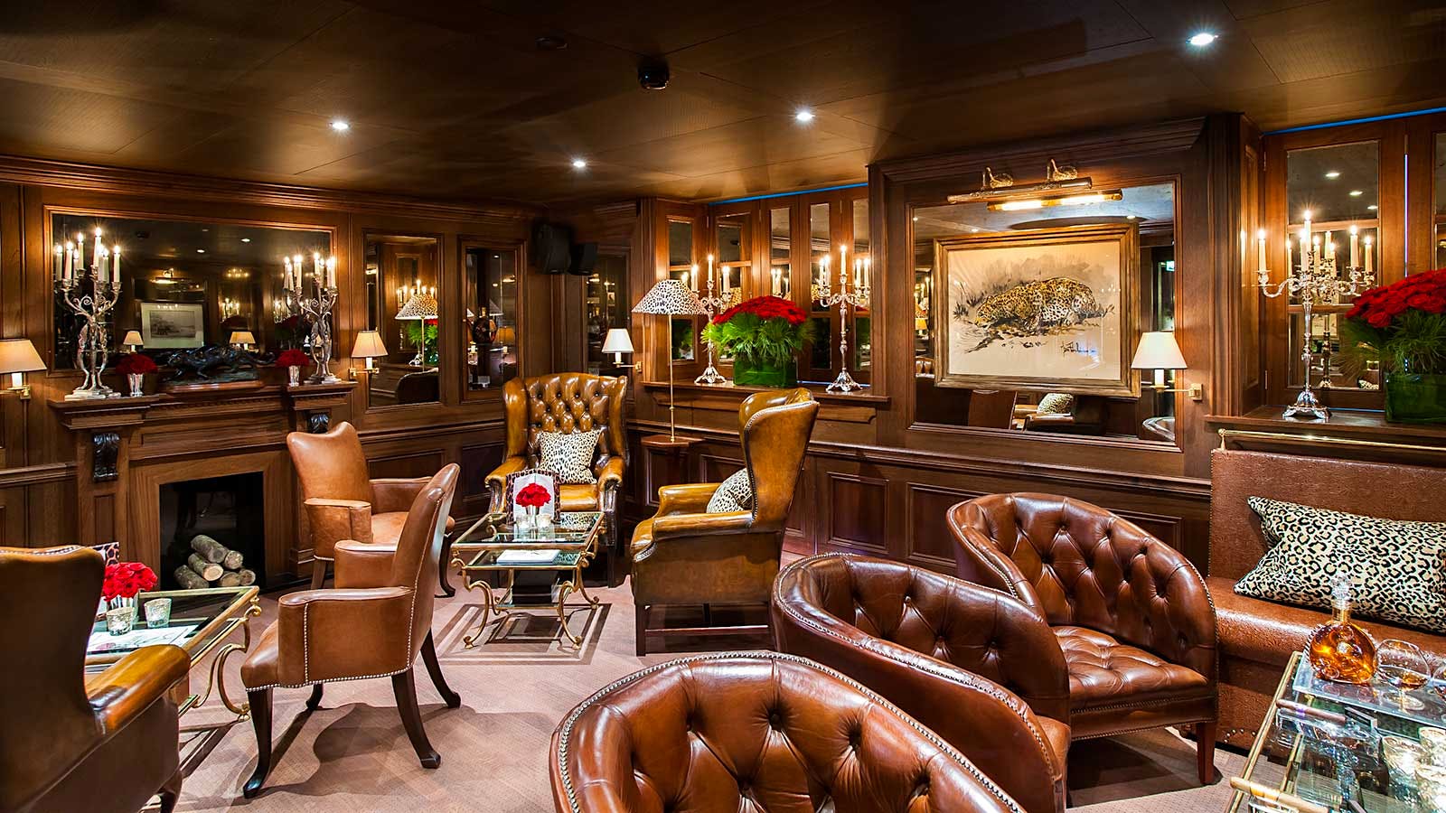 The Cigar Lounge at the Leopard Bar has proven so popular, both for hotel guests, tourists and the regular local after-work crowd, that they had to ban cigarettes to keep enough seats for cigar lovers.