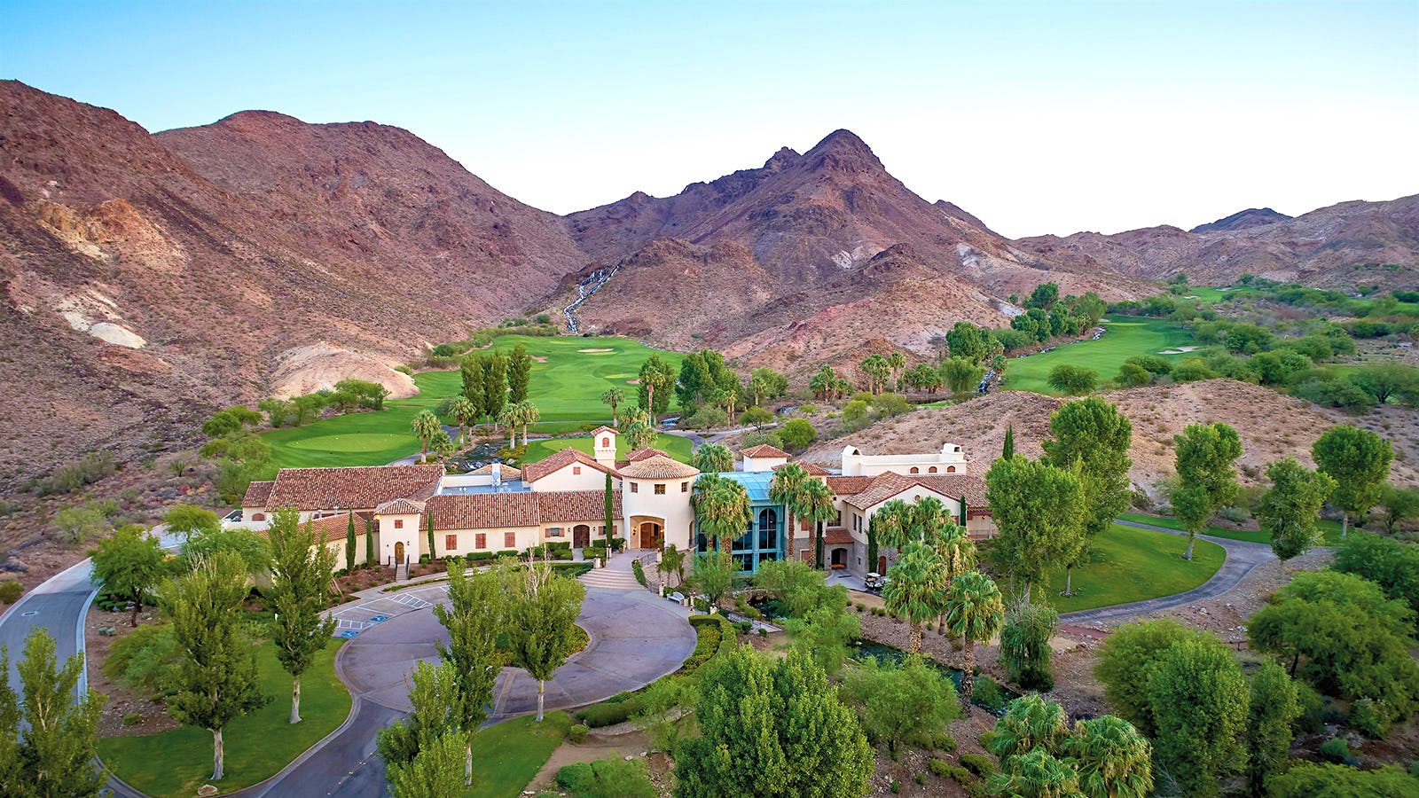 Loews Lake Las Vegas: Go Play in this Desert Oasis