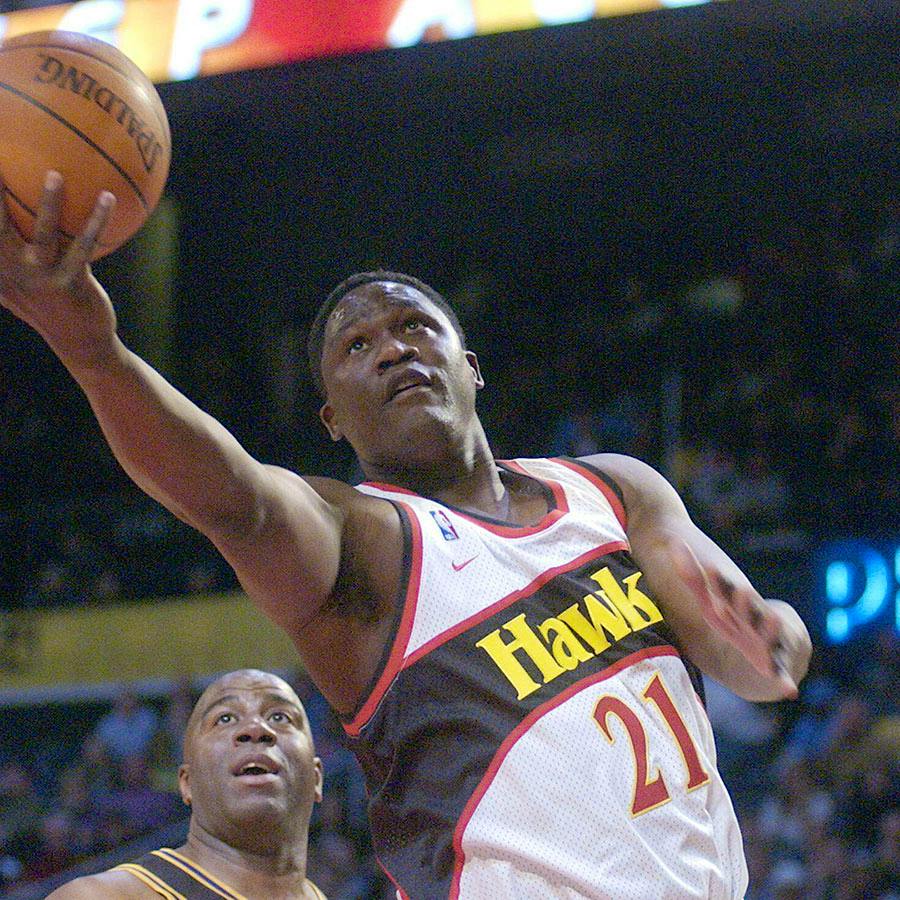NBA Legend Dominique Wilkins And His Cigars At NBA All-Star Weekend - Vimarsana News
