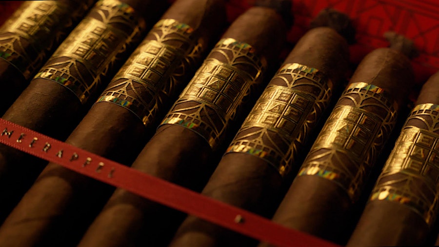 Meerapfel Launches Luxurious Cigar Line