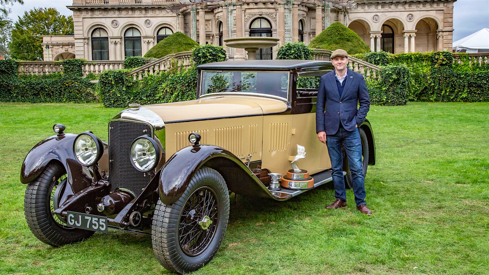 A 1930 Bentley Wins Top Award At World-Class Car Show In Newport