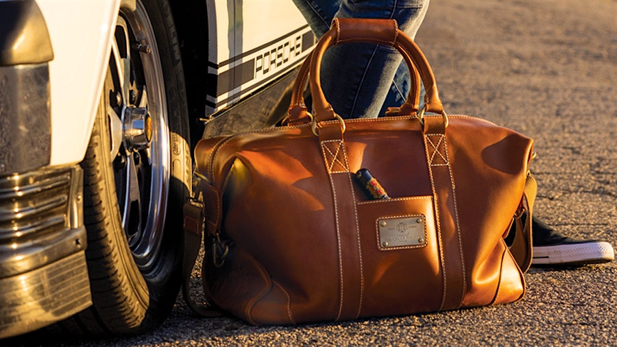Roadster leather travel bag