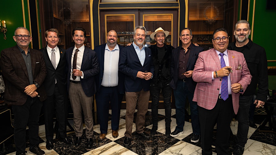 Montecristo Cigar Bar