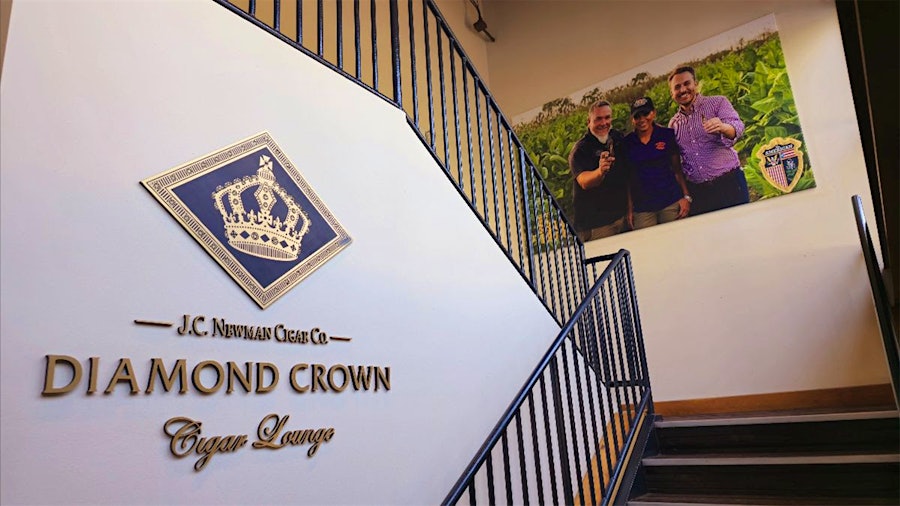 Diamond Crown Cigar Lounge