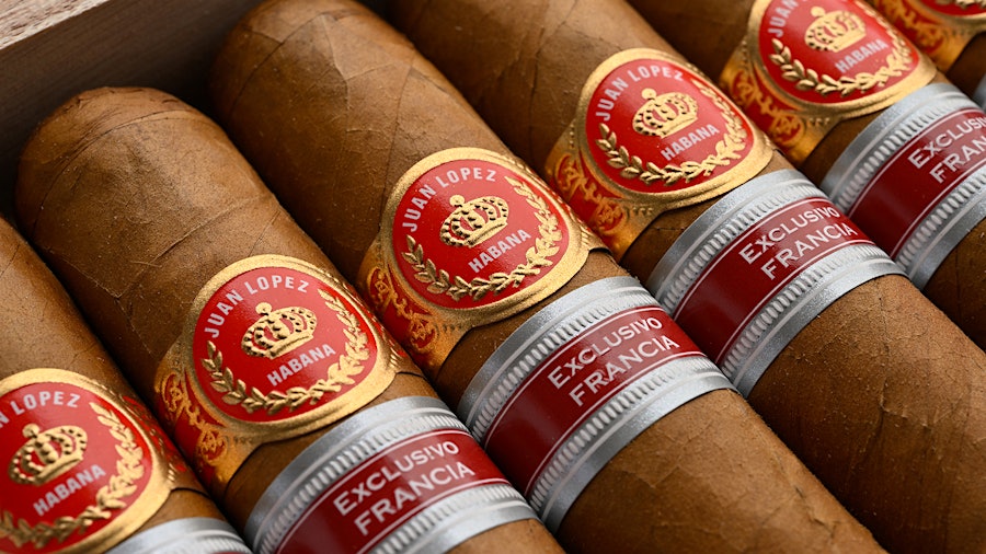 A Cuban Juan Lopez Exclusively For France