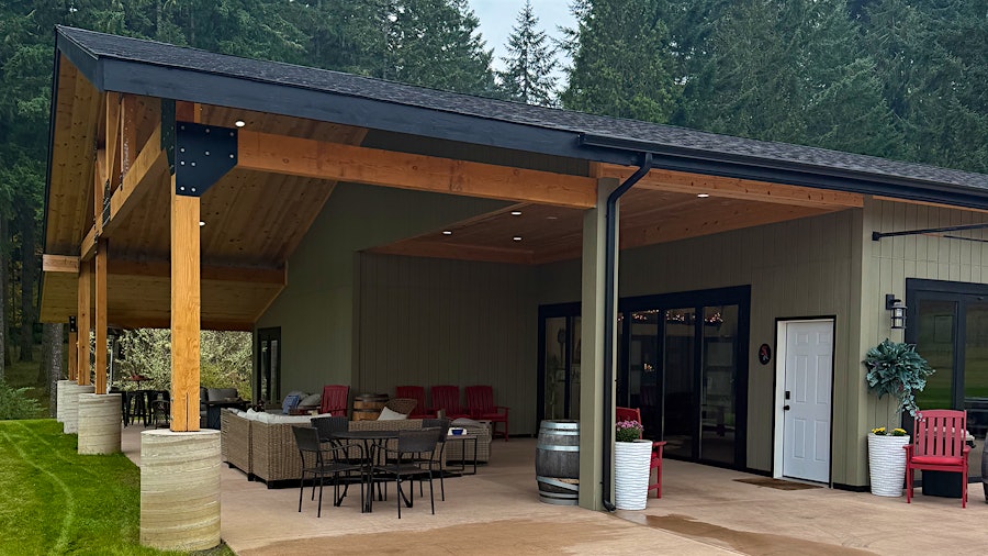 A Communal Cigar Sanctuary In The Pacific Northwest