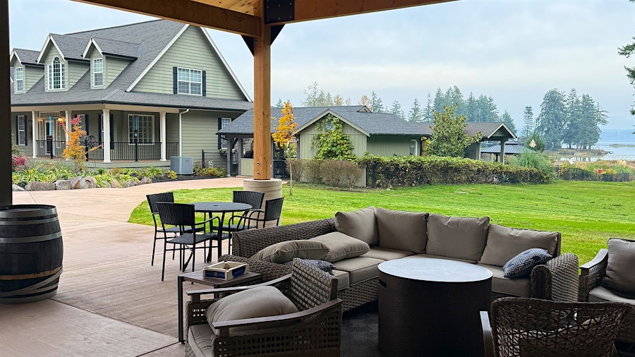 Casey Heaton Cigar Room