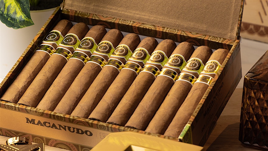 Macanudo Gold Label Gets Box-Pressed Bullion