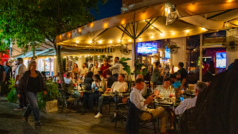 Española Cigar Bar & Lounge, Miami Beach, Florida