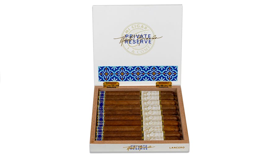 A New Lancero From Miami Cigar & Co.