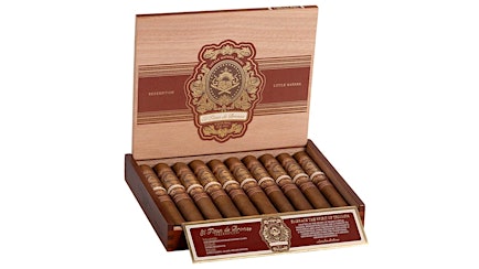 El Titan De Bronze And General Cigar End Distribution Agreement