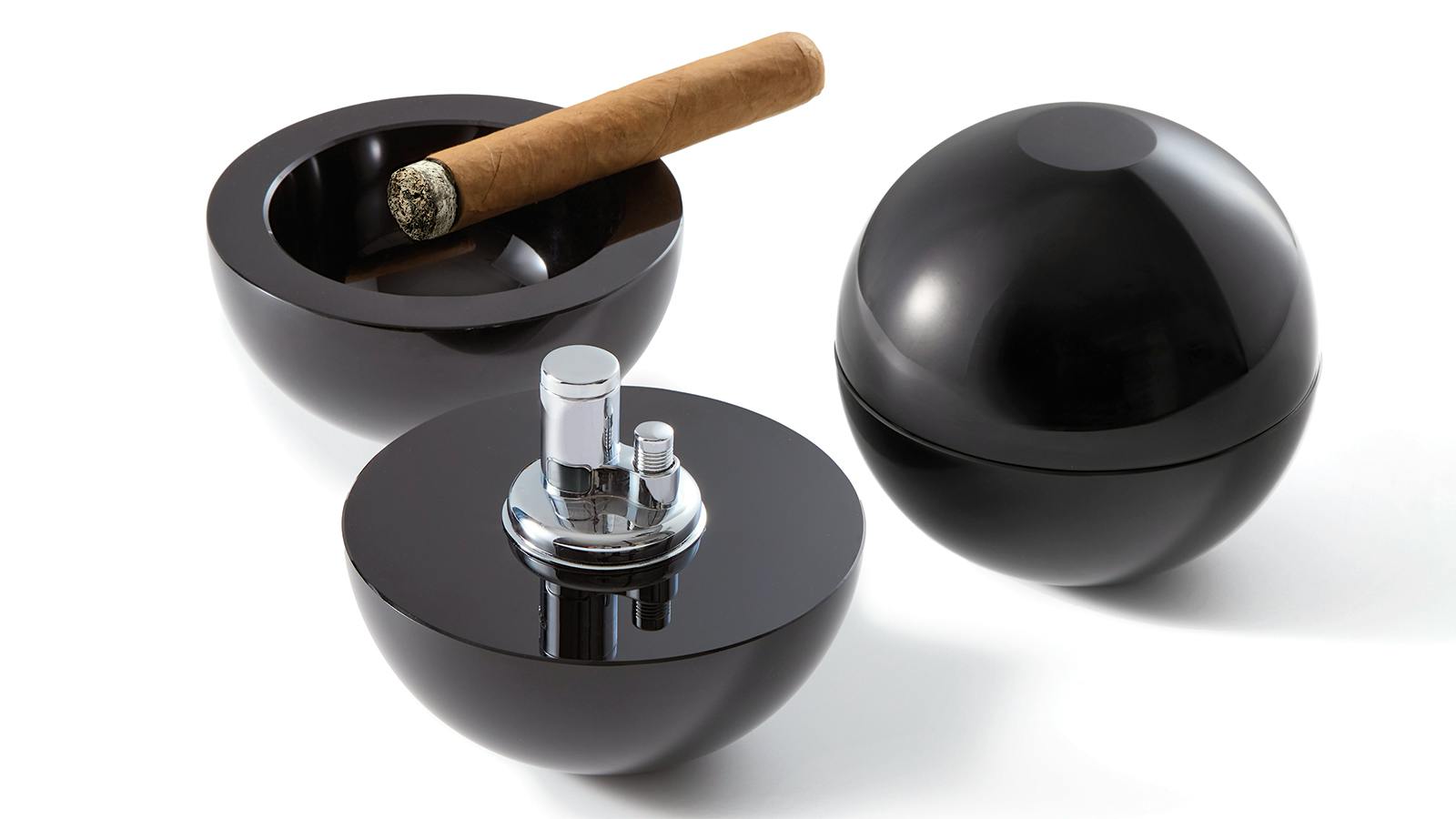 Flavin Glass Lighter & Ashtray By Amitha | Cigar Aficionado