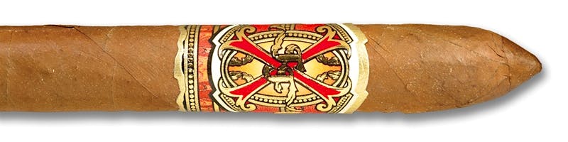 Fuente Fuente OpusX Petite Lancero
