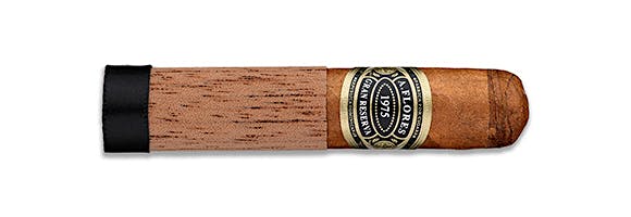 A. Flores 1975 Gran Reserva Sun Grown  Half Corona