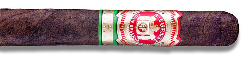 Arturo Fuente Petit Corona Maduro