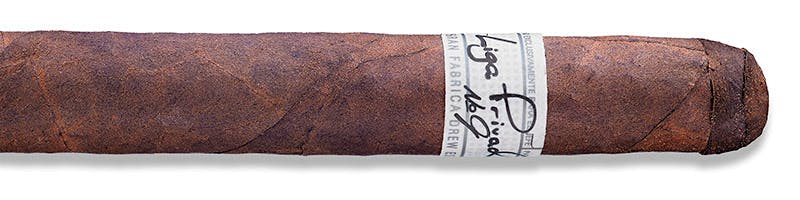 Liga Privada No. 9 Corona Doble