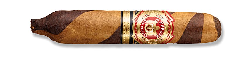 Arturo Fuente Hemingway Between the Lines