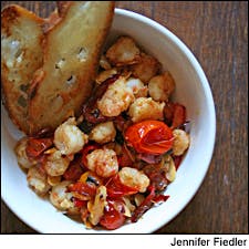 Garlic Shrimp with Cherry Tomatoes and Almonds