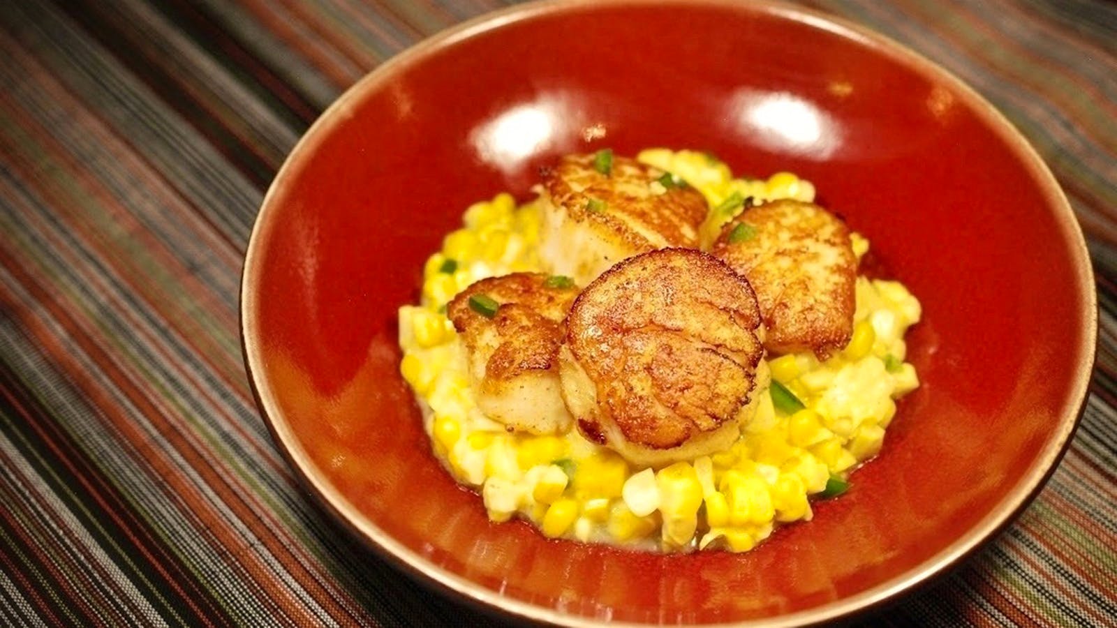 8 & $20: Seared Scallops With Creamy Cheddar-Jalapeño Corn