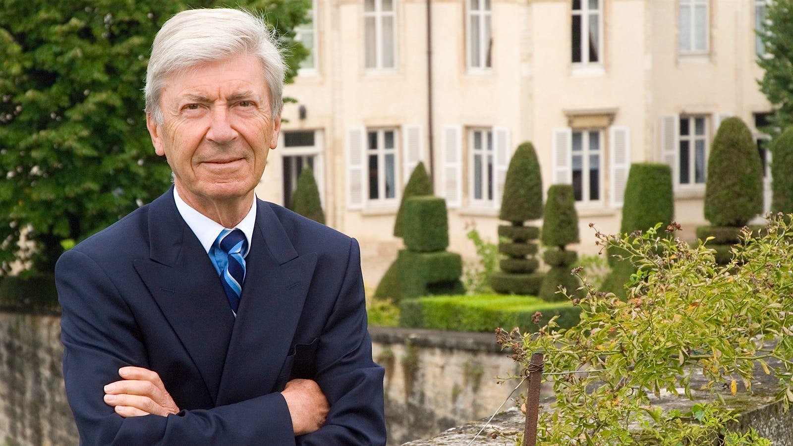 Joseph Henriot, Powerhouse Wine Executive in Burgundy and Champagne, Dies at 78