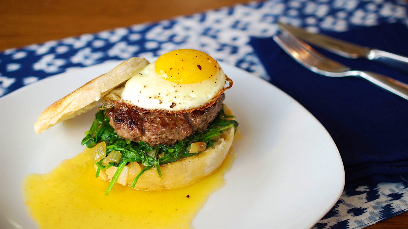 8 &amp; $20 Recipe: Burgers Florentine