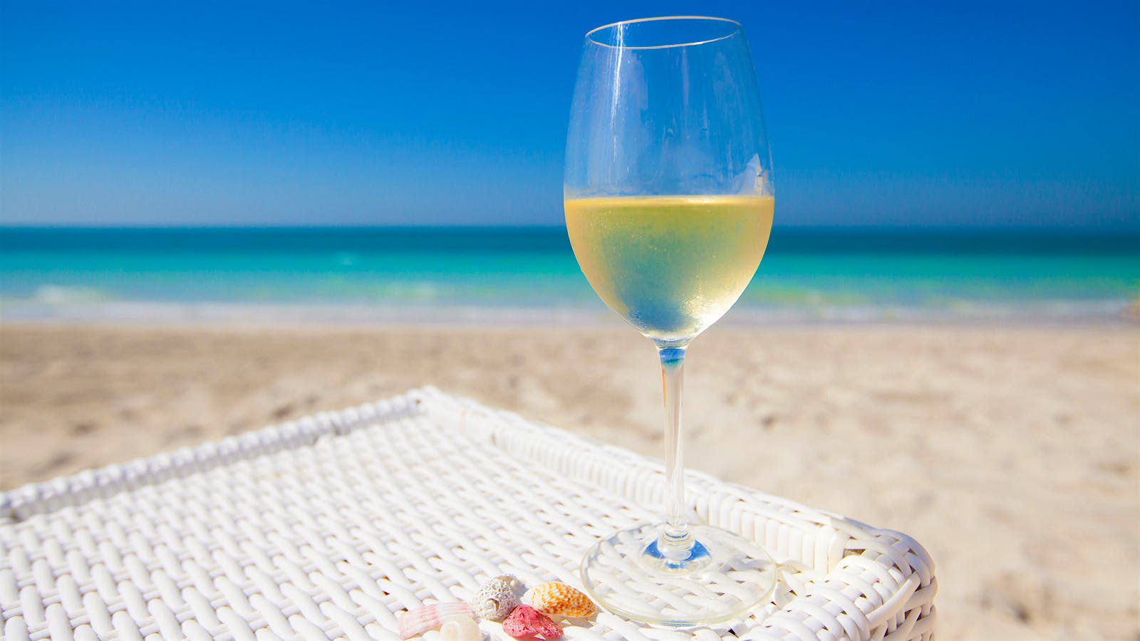 Study Finds a Link Between White Wine and Melanoma