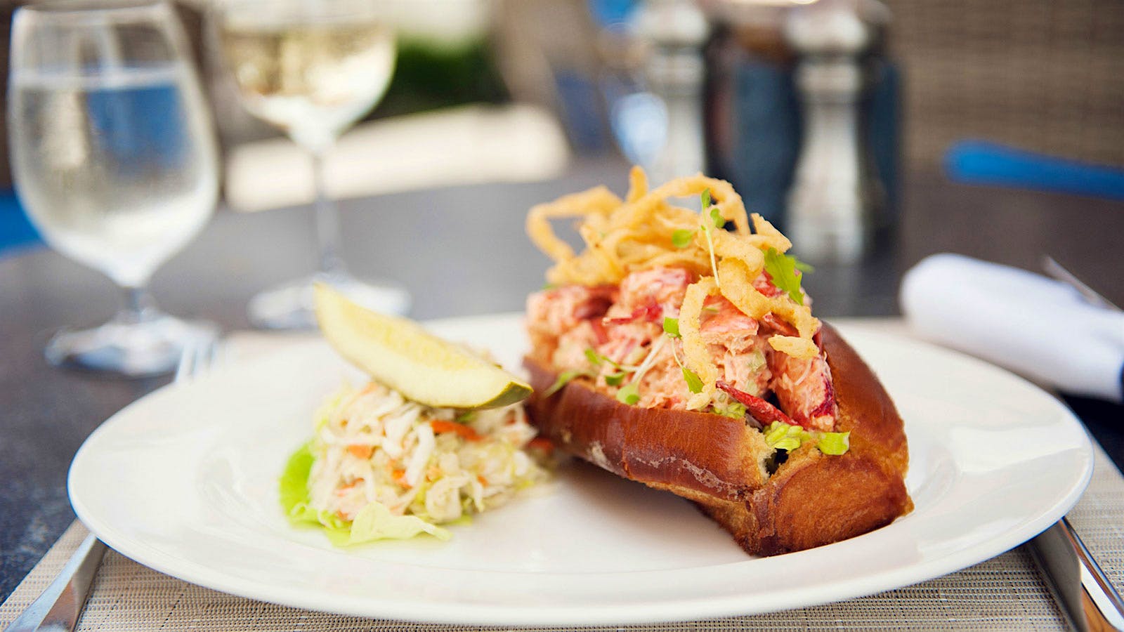 The Feast: Do the Lobster Roll 
