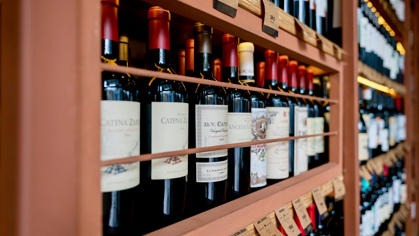 Michigan Court Overturns Ban on Wine Retailer Direct Shipping