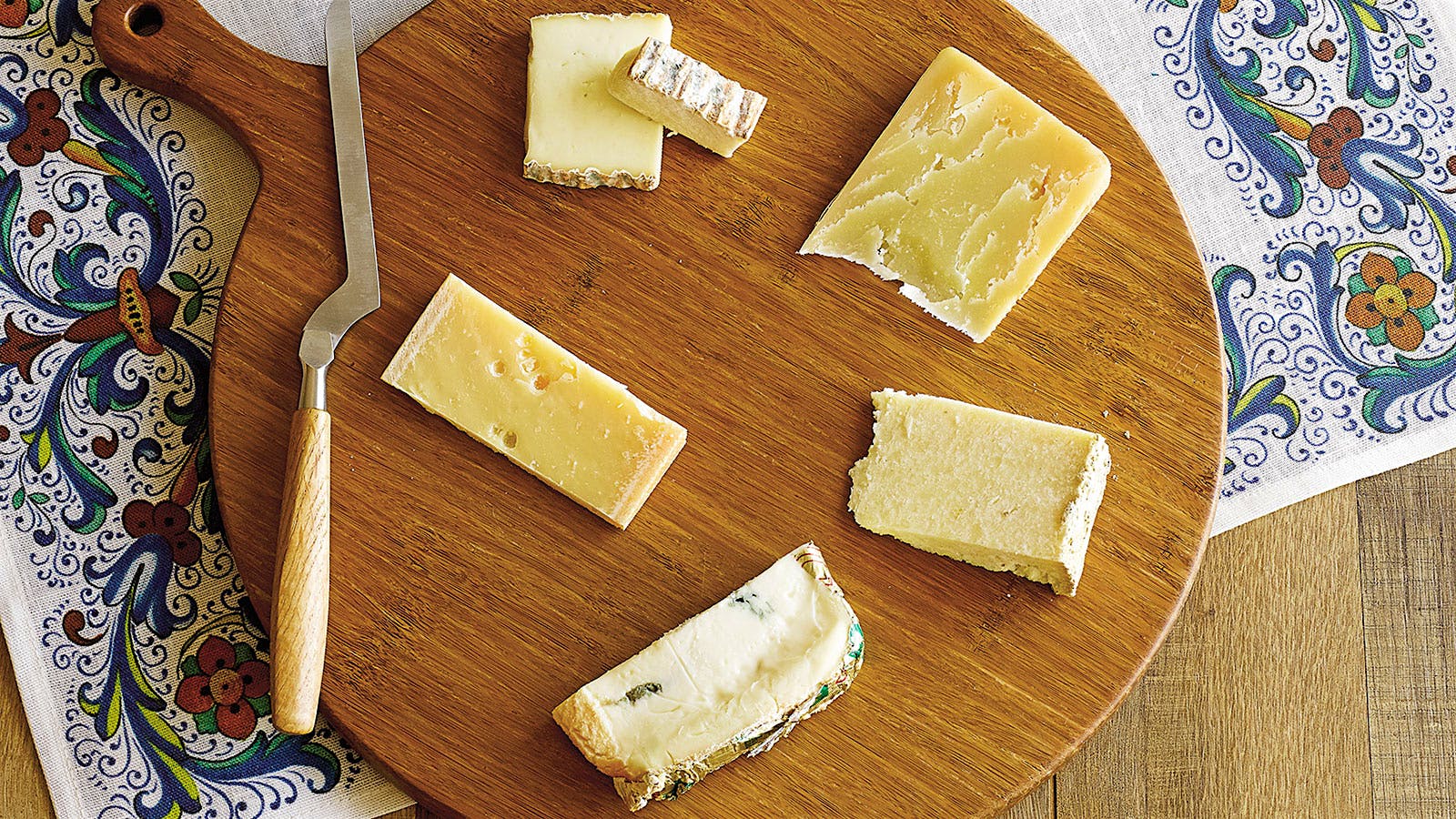 An All-Star Lineup of 8 Italian Cheeses