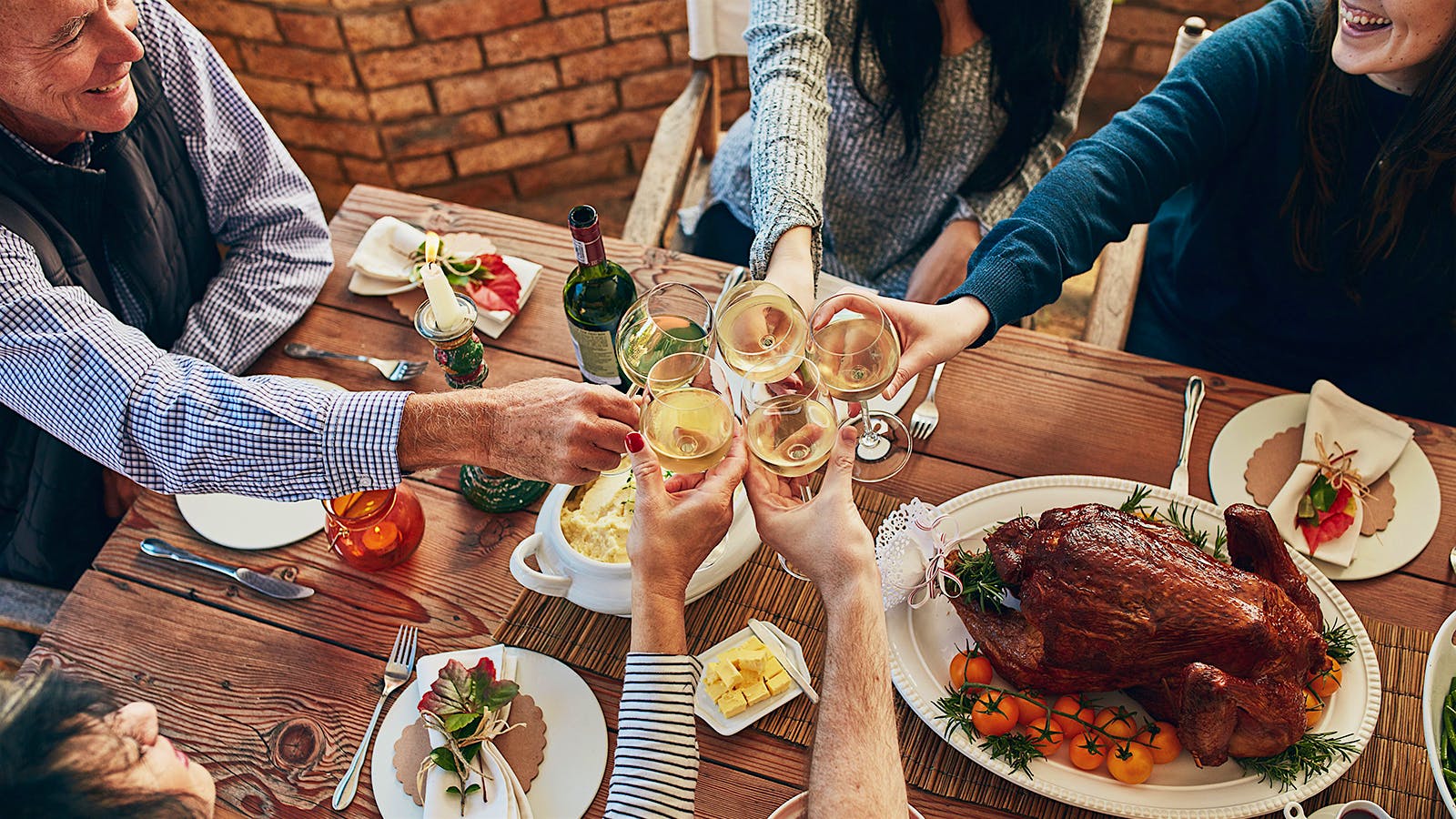 7 Turkey Day Chardonnay Wines (and What to Pair Them With)
