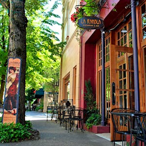 La Rambla Restaurant restaurant in McMinnville