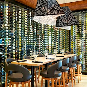 Gulfstream Lounge & Grill restaurant in Kelowna