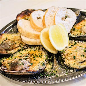 Mansurs on the Boulevard restaurant in Baton Rouge
