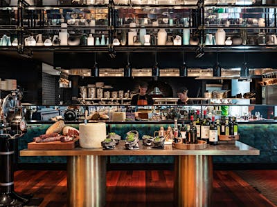 Santini Bar and Grill, Restaurant in Perth