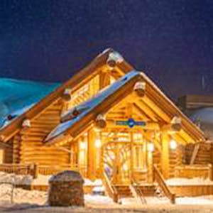 Everett's 8800 restaurant in Big Sky