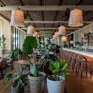 Casa Neos, Restaurant in Miami