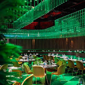 Tuya Milano, Restaurant in Milan