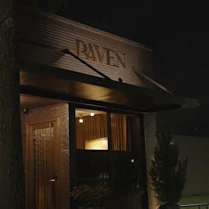 Raven Steakhouse & Lounge restaurant in Maryville