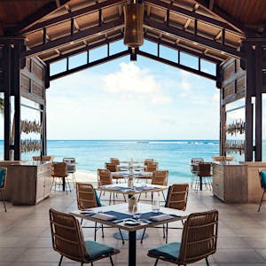 Waves Restaurant restaurant in Pamplemousses