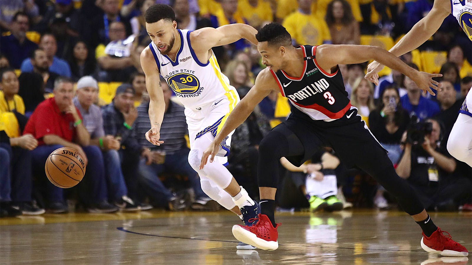 Sonoma vs. Willamette Winemakers Bet a Ton (of Grapes) on Warriors-Blazers in Pinot Throwdown