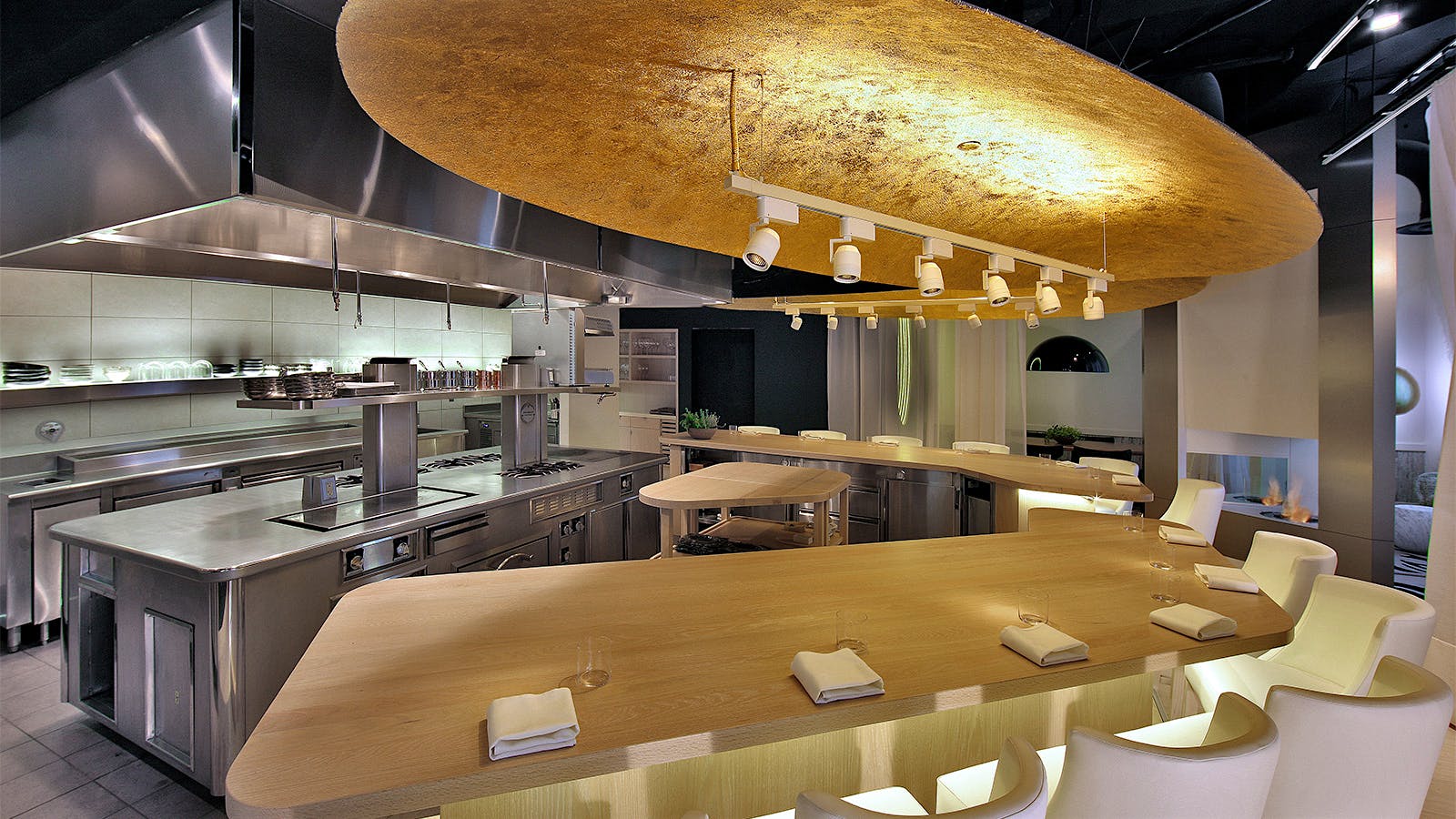 Minibar by José Andrés dining room