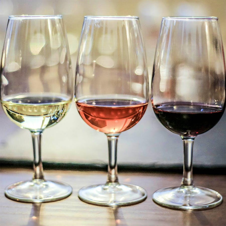 Is red wine healthier than white wine? Does wine kill brain cells?? Do sulfites cause hangovers???