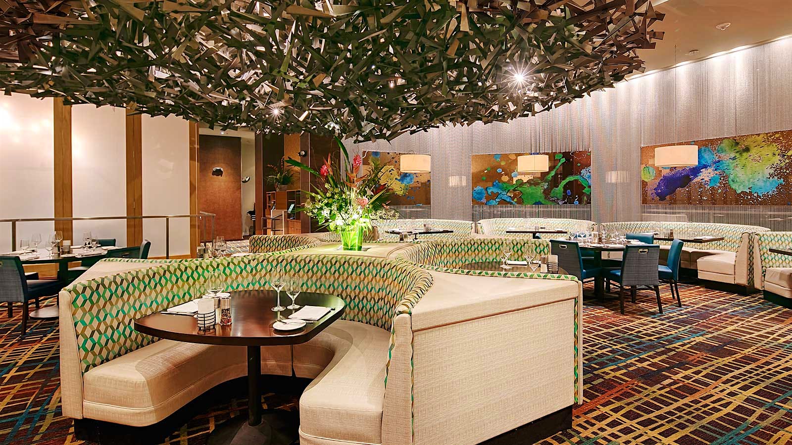 Charlie Palmer Steak’s dining room